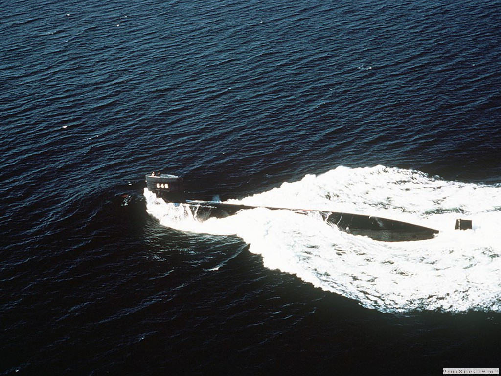 USS Grayling (SSN-646) off Portsmouth NH